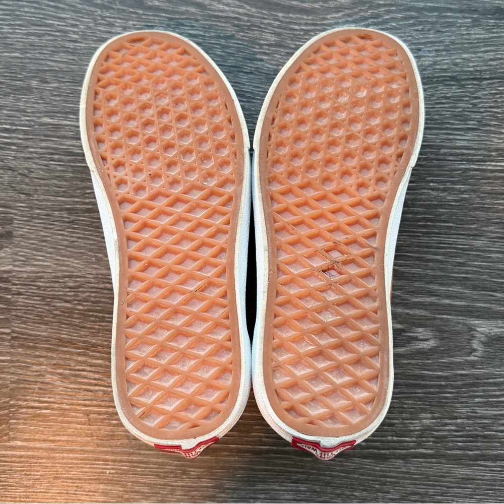Vans Old Skool Shoe - Picture 10 of 12